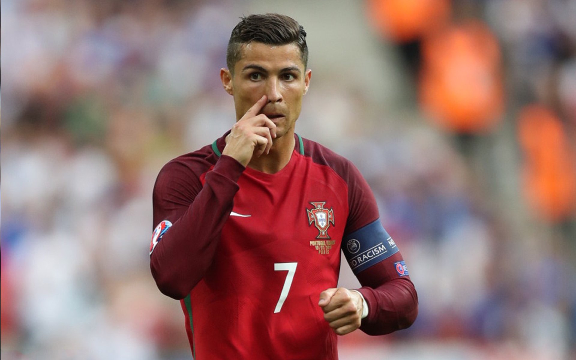 关于阿扎伦卡重返赛场,重返赛场首场状态出色,拜仁观众沸腾!热度持续攀升的信息